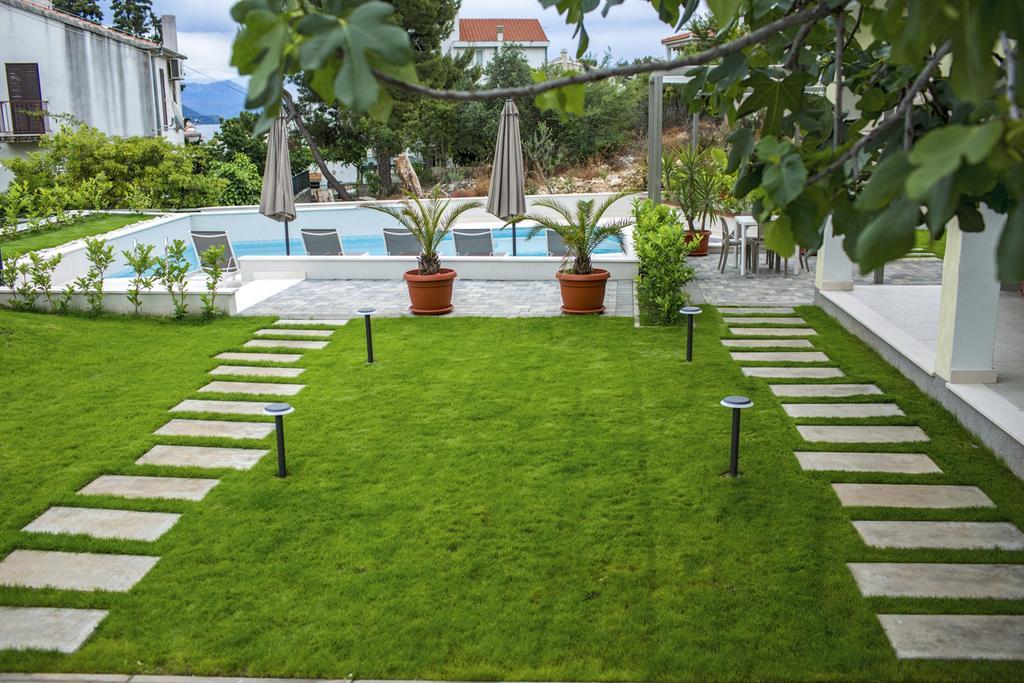 Apartments Bago Trogir Exterior foto